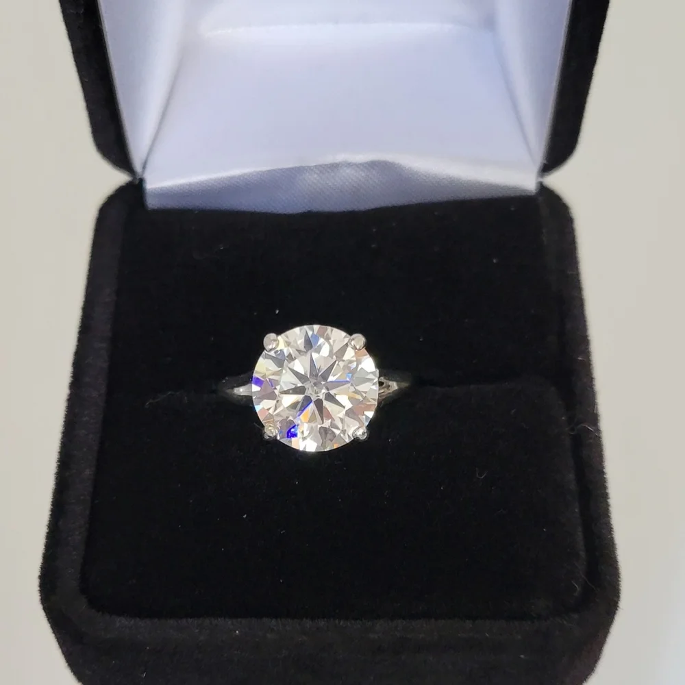 New 5ct Certified Moissanite Engagement Ring - Picture 5 of 12